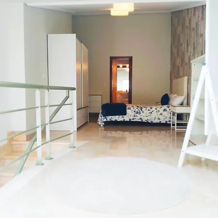 Duplex Luna, Centro Y Con Parking *